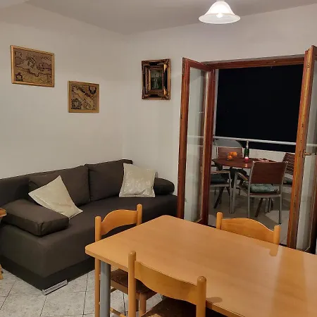 Sea&sun Apartment